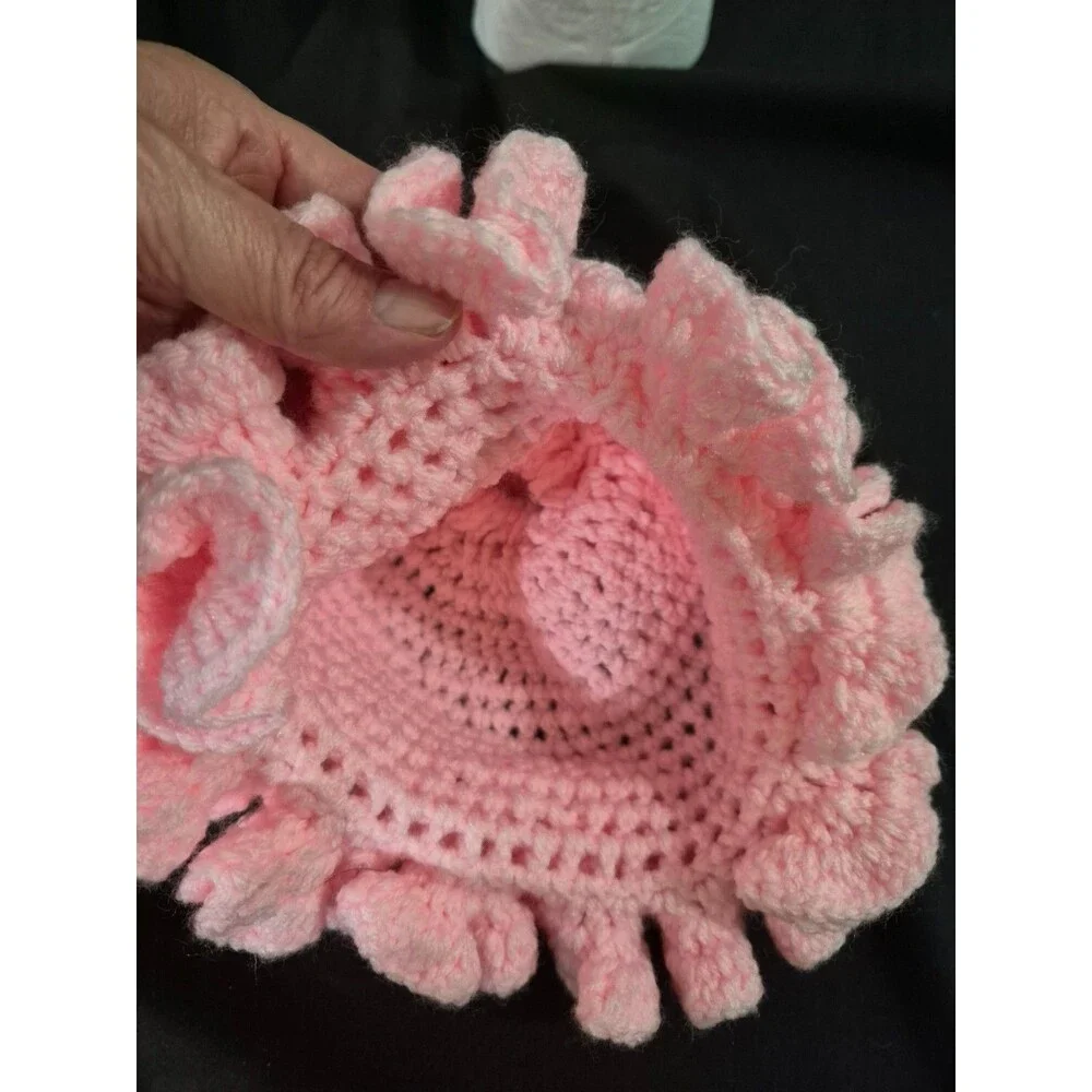 Vintage Hand Crocheted Toilet Paper Holder Peachy